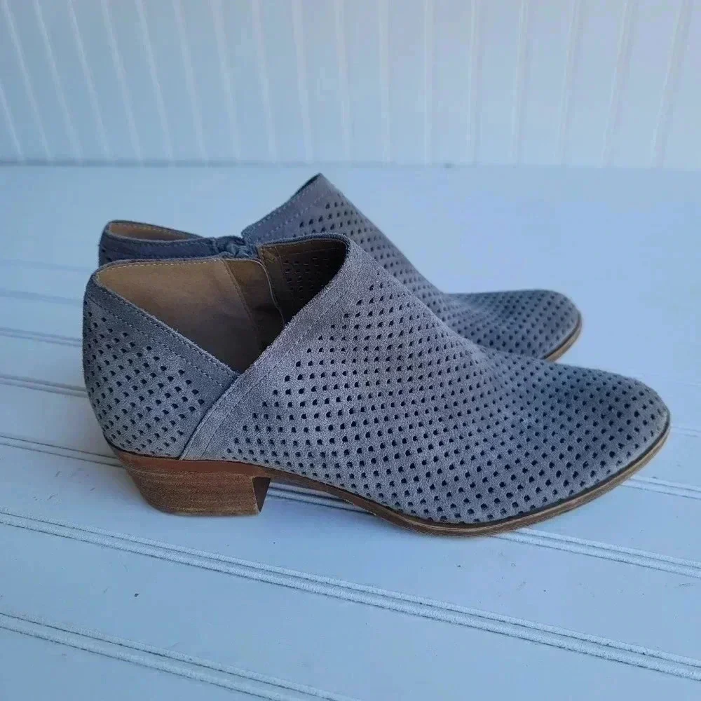 LUCKY BRAND Fall Booties grey Suede eyelet Ankle Boots Women shoe 9.5 M